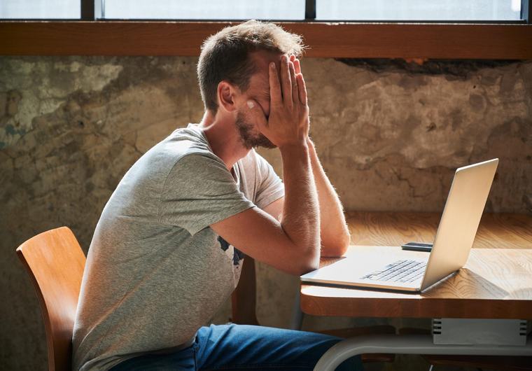 ¿Usás la IA como psicólogo? Cómo hacerlo de forma (mínimamente) segura