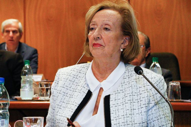 María Julia Muñoz cuestionó a Sánchez por tener “demasiadas apariciones públicas”