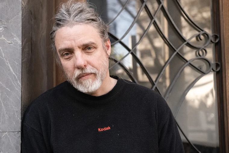 Juan Pablo Chapital: “Hoy hay una necesidad de querer ser alguien ya, que nuestra generación no tenía”