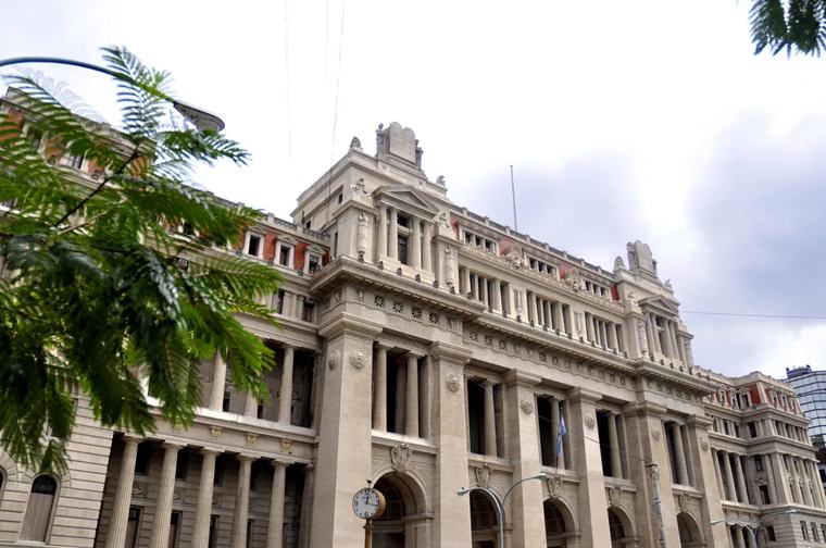 Justicia argentina procesó a cuatro militares por torturas a uruguayos en Concordia durante la dictadura