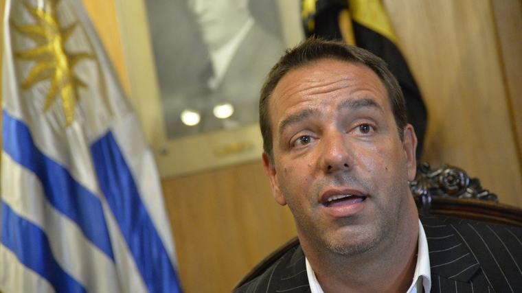Ignacio Ruglio desafió a Evaristo González, y también apuntó al Ministerio de lnterior, al ministro Negro y al Jefe de Policía: "Con quien sea"